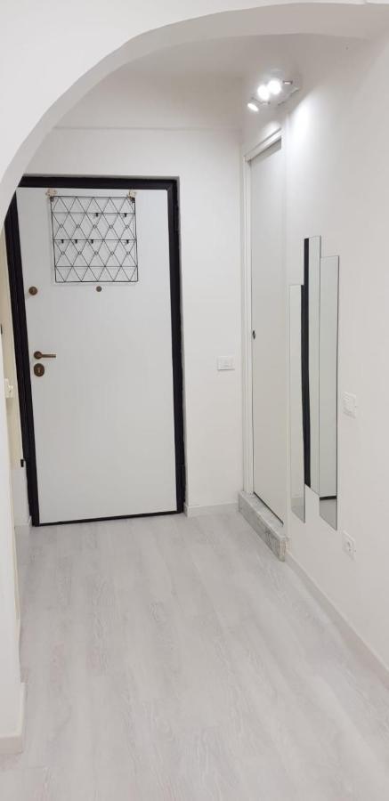 Holiday House Fieravecchia Salerno Kültér fotó
